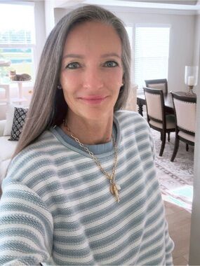 Meet your Posher, Jennifer